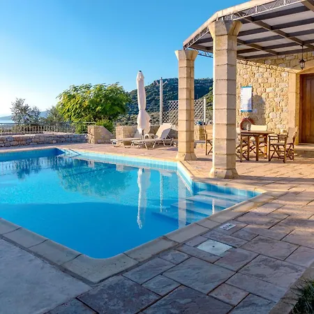 Trochalo Villa *